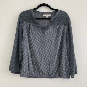 LOFT Split Neck Long Sleeve Top Gray Boho Flowy Office Minimalist Travel Medium